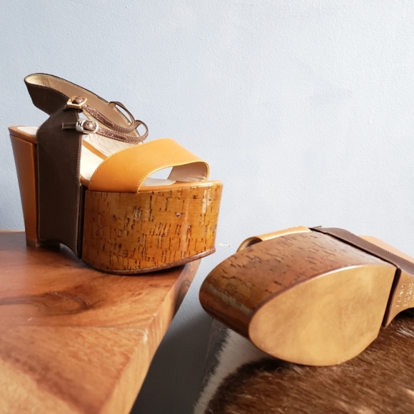 Fendi Shoes - FENDI LEATHER, FABRIC CORK, PLATFORM SHOES US 8.5, 9